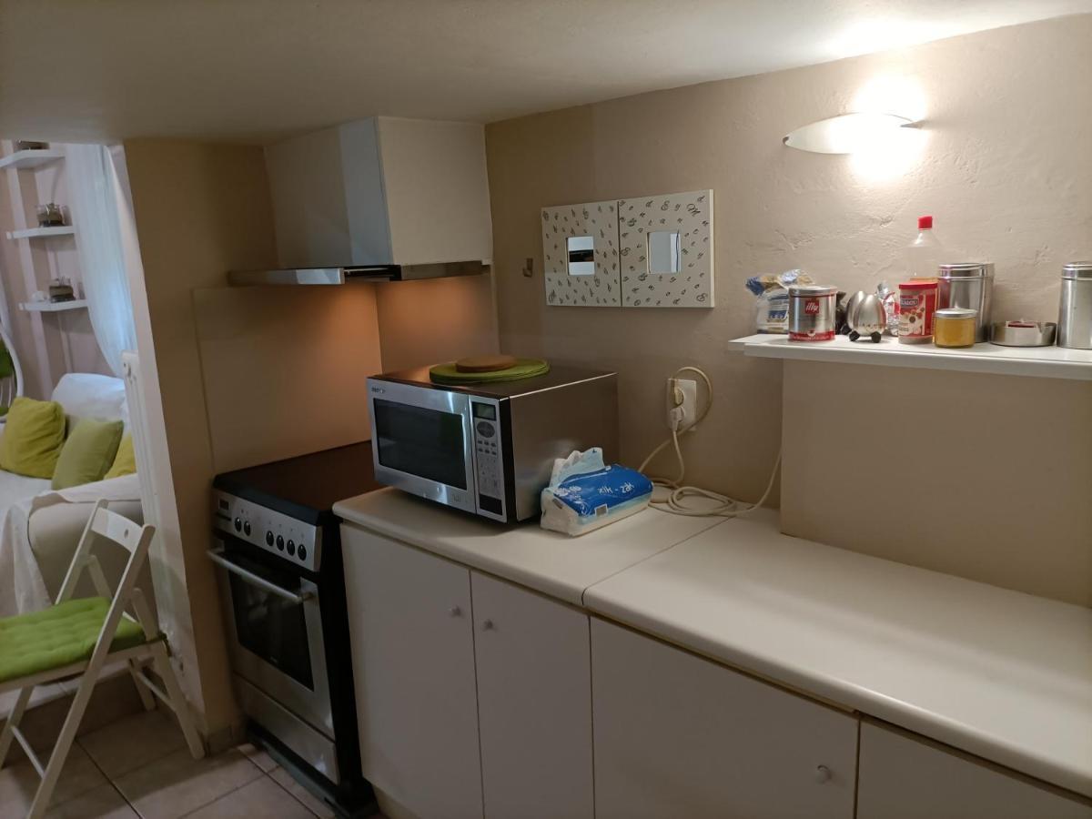 Urban Studio Apartment Атина Екстериор снимка